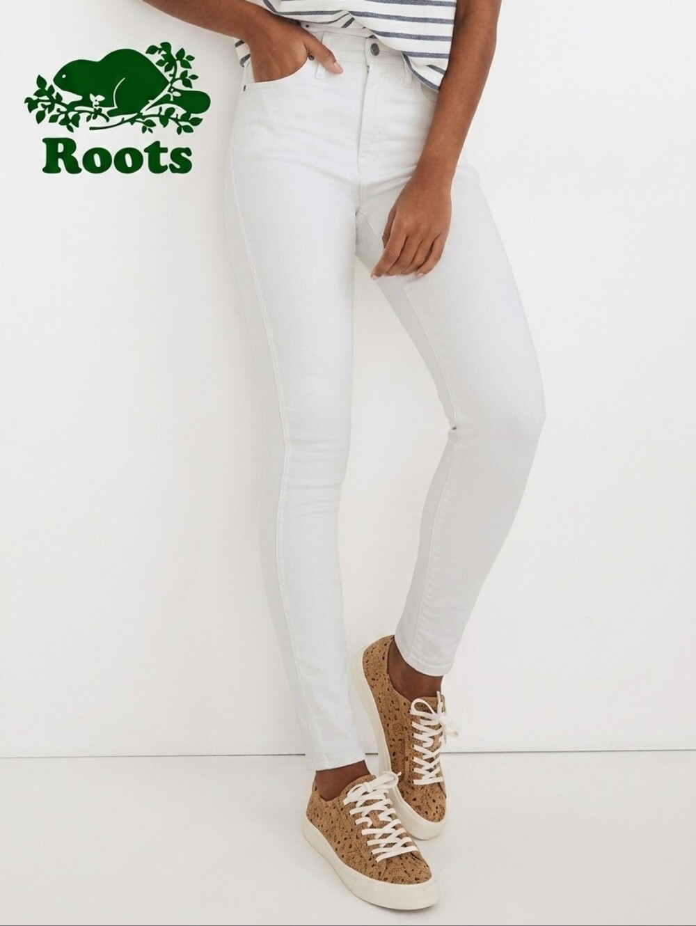 🟣 Sz 24 Roots Women's White Skinny Jeans